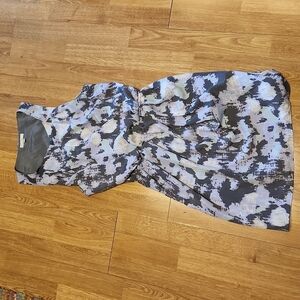 Porridge lavendar/gray abstract print surplice dress sz XS
